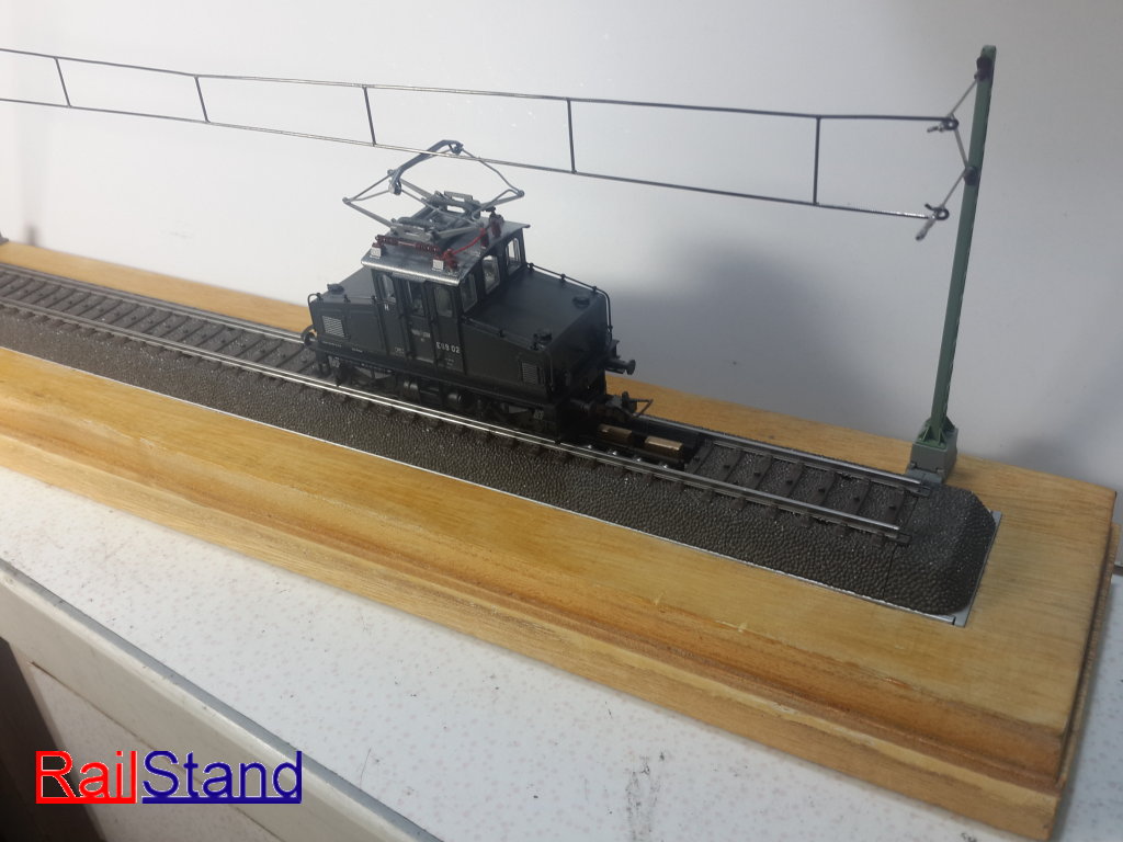 RailStand install in the wood base